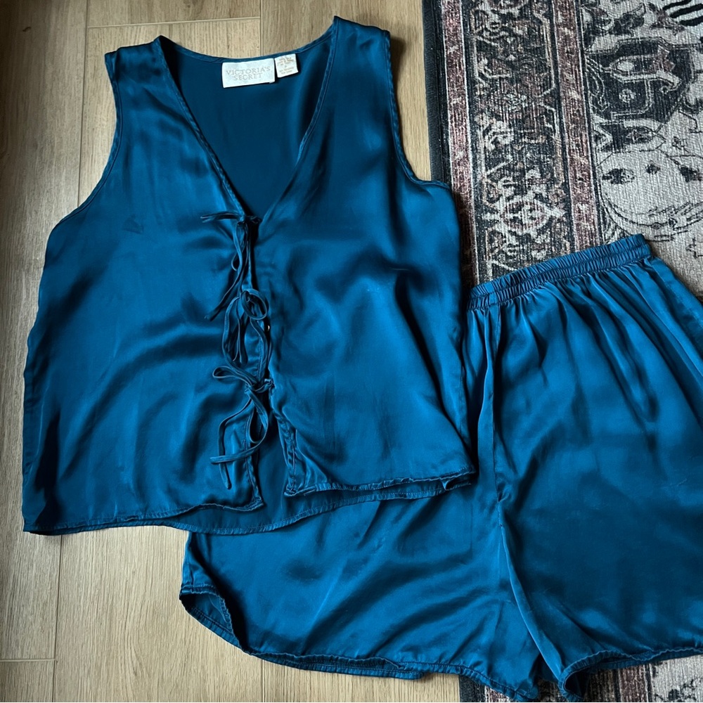 Victoria’s Secret Gold Label 100% Silk Pajama Set
